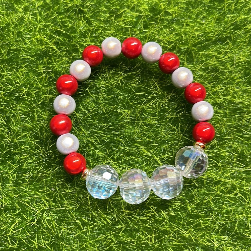 Santa 🎅🏻 Beaded Bracelets Set - Picture 4 of 4